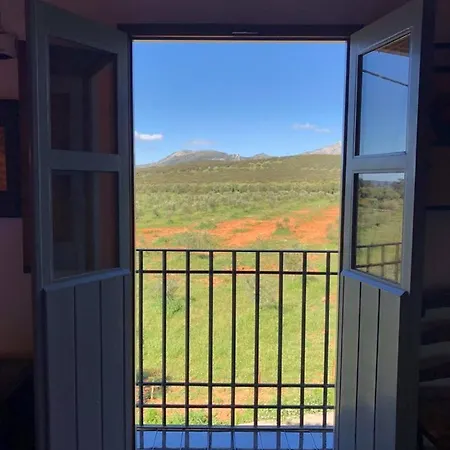 ホテル La Guzmana De