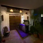 La Guzmana De מלון