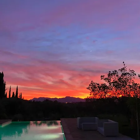 فندق La Guzmana De *