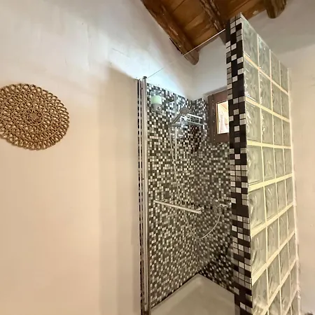 La Guzmana De Hotel *