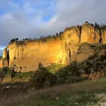 La Guzmana De