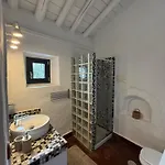 La Guzmana De